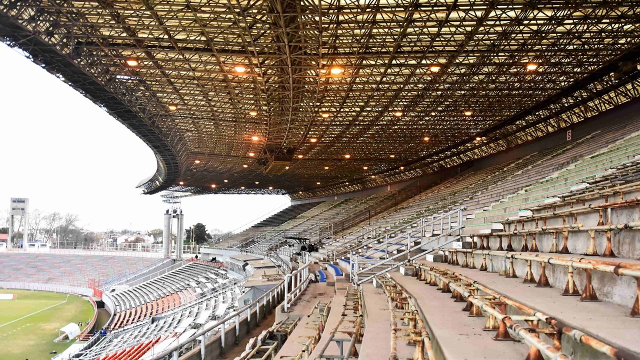 Estadio José María Minella de Mar del Plata.
