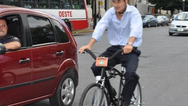 el ?team? bruera pedaleando entre las diagonales