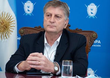 Ziliotto deshoja la margarita para buscar su reelección en La Pampa