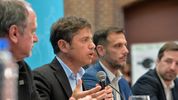 kicillof se alinea con massa y condena a milei por sus dichos sobre el dolar