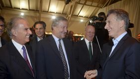 El mileimacrismo convence al mercado, pero no al Círculo Rojo