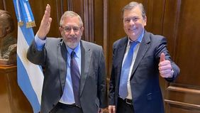 Zamora-Maslatón, la foto menos pensada antes del test electoral en Santiago