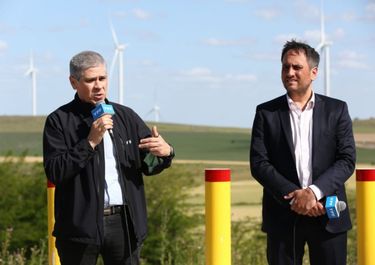 YPF puso en marcha un parque eólico en Azul