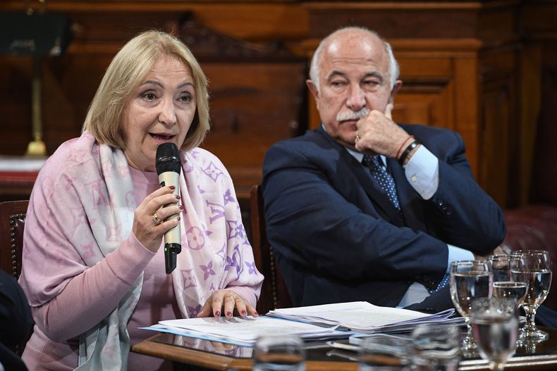 20230530SA44_COMISION_DE_ACUERDOS.JPG