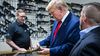 Donald Trump, a las armas.