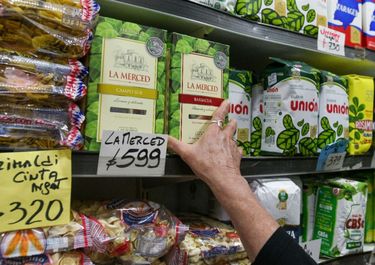 Devaluar o no devaluar: la inflación avivó la interna empresaria
