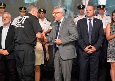 Junto a Zamora en Tigre, Berni celebró el día del policía