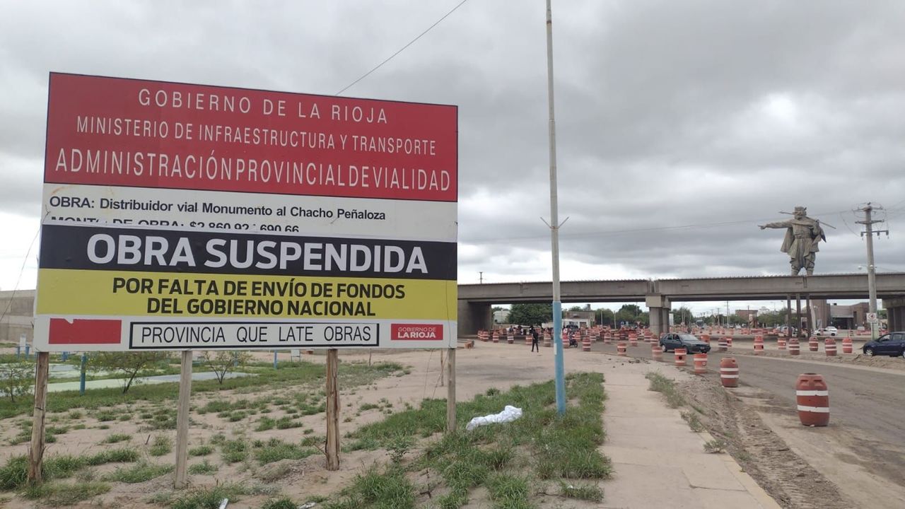 Toto Caputo y la deuda con las constructoras de obras públicas