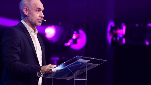 del centro a la derecha: larreta predico su plan 2023 ante la grey evangelica