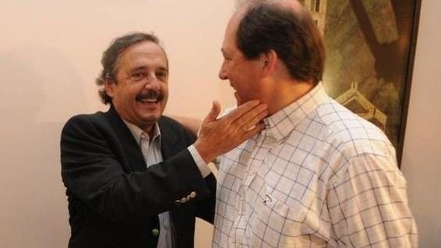 sanz quiere correr a alfonsin del comite bonaerense pero por ahora no tiene candidato
