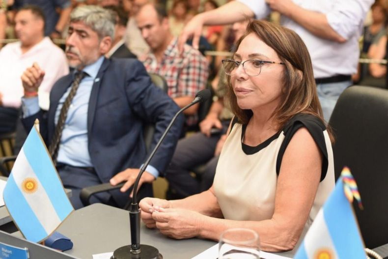 Olga Riutort, titular del PAMI en Córdoba, delegó la firma a uno de sus principales alfiles.