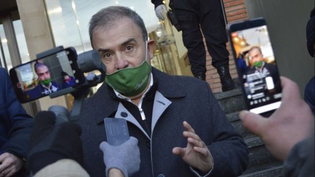 la justicia federal freno el posible traslado de presos con covid a viedma