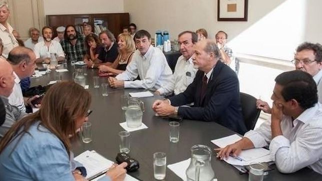 crece la impaciencia docente: exigen que se reactiven las paritarias