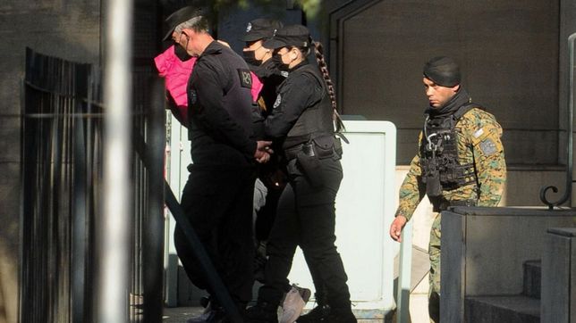 procesaron y embargaron a sabag montiel y uliarte