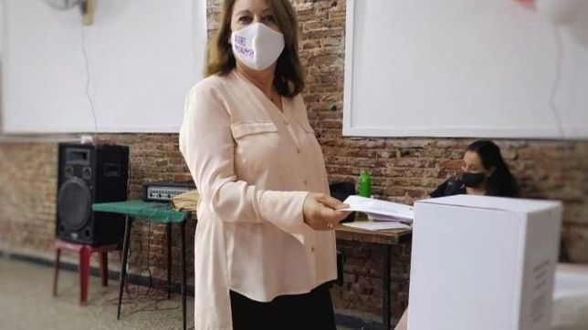 los candidatos ya votaron y esperan los primeros resultados