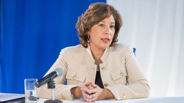 carreras prepara la foto con el presidente y el pj pide ayuda sanitaria