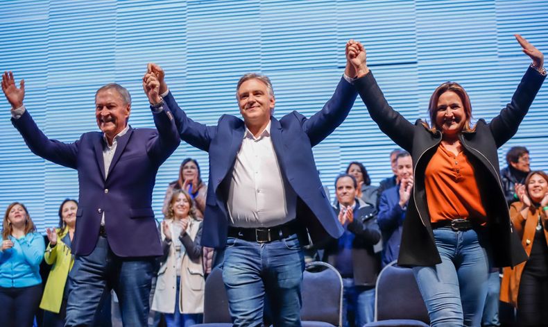 Juan Schiaretti, Martín Llaryora y Myrian Prunotto.