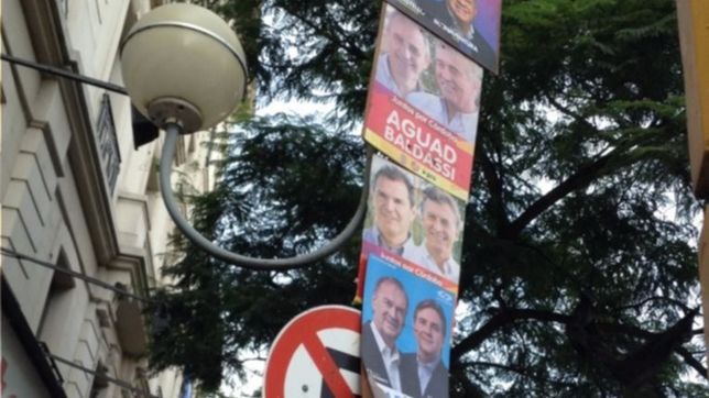 el delasotismo invita al brindis a partir de las 21 horas