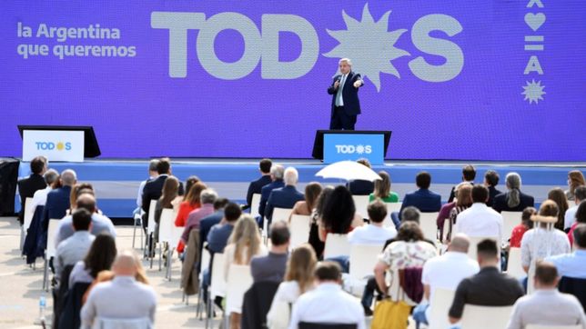 fernandez: demostremos que podemos gobernar el tiempo que haga falta