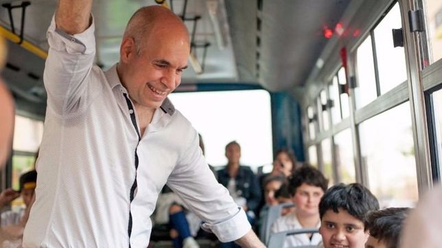como es el proyecto de larreta para que los estudiantes portenos viajen gratis