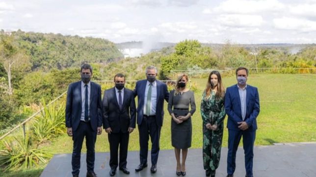 fernandez, como si nada: yanez en primera fila y gestion, gestion, gestion