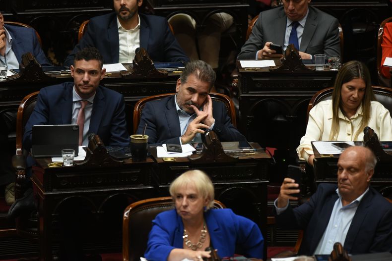 Cristian Ritondo, jefe del PRO, con Damián Arabia y Silvana Giúdici, cercanas a Patricia Bullrich.&nbsp;