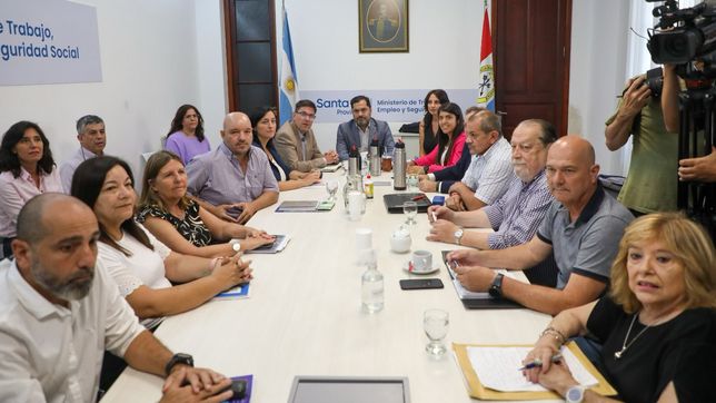 Santa Fe abrió la paritaria docente