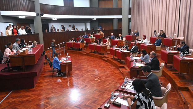Chubut. La discusión se trasladará en los próximos días al plano parlamentario.