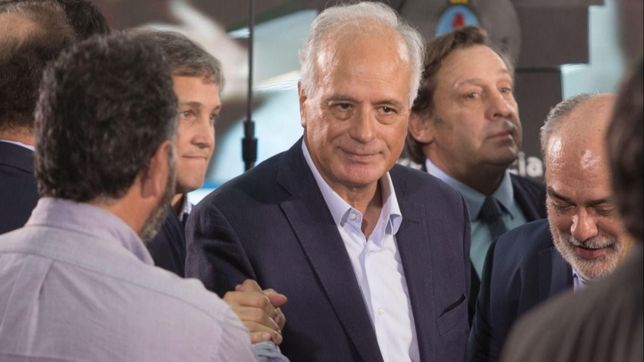 sorpresa en la ucr: nosiglia no estara en la convencion