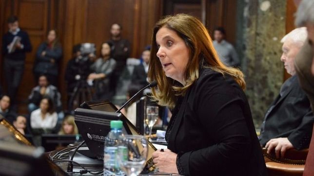 eliminan la figura de ?alternadoras? del codigo de habilitaciones