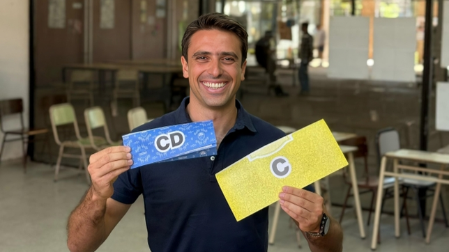 Juan Pedro Aleart, el candidato libertario en Rosario, busca imponerse el domingo tras su primera elección.