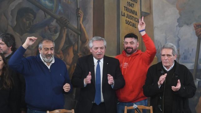 el que pega primero: desde una tribuna sin alma, fernandez primereo a cfk