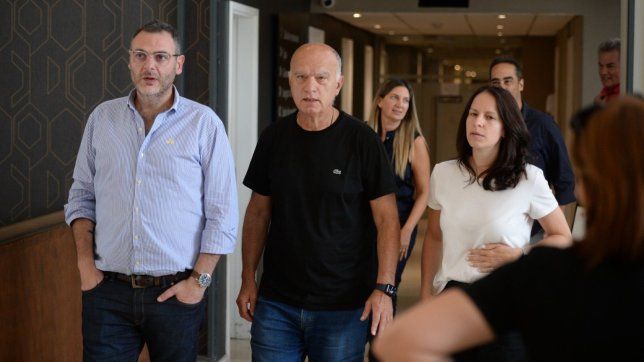 Soledad Martínez, Néstor Grindetti