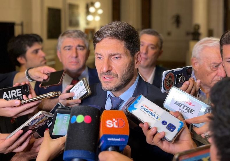 Pullaro cuestionó las finanzas públicas que le deja Perotti, pero no tensaron la trasnsición