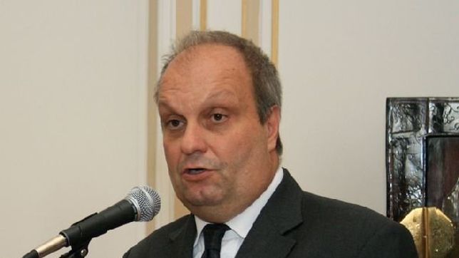 gonella pide investigar a lombardi por lavado de dinero