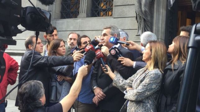 el fmi se cuela en la caliente sesion contra el tarifazo