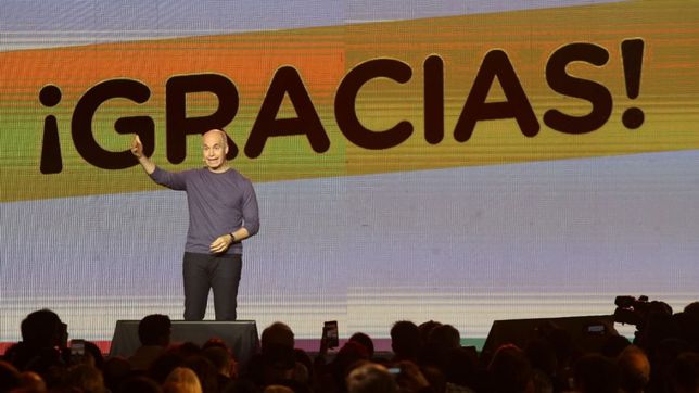 el gobierno sale a remar una noche dificil mostrando a un larreta ganador