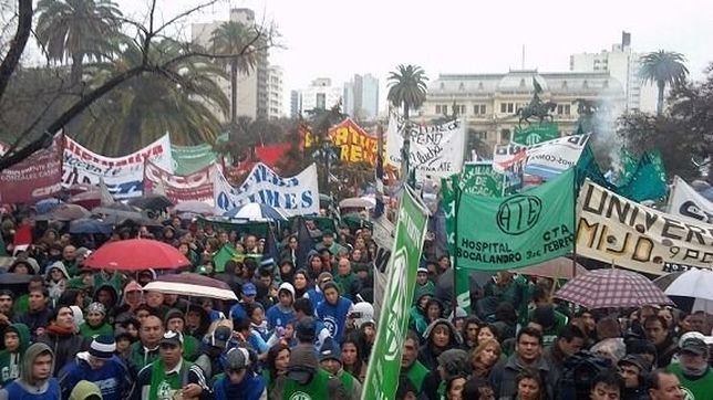 reclaman a vidal por la reforma laboral y la baja del empleo