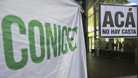 Marchas en apoyo al Conicet y en rechazo a las medidas de Javier Milei (FOTO: Telam).
