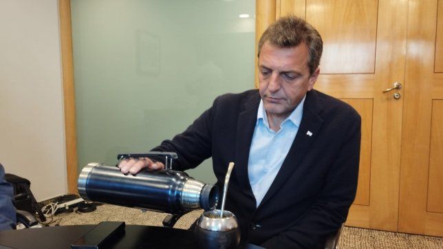 Sergio Massa realizó un intenso raid mediático en Córdoba. Sergio Massa realizó un intenso raid mediático en Córdoba.