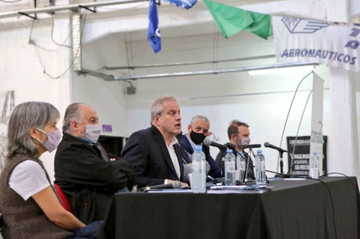 Jaime Percyk, Hugo Yasky y Horacio Pietragalla en el Congreso de la Conadu  Hugo Yasky Jaime Percyzk Horacio Pietragalla