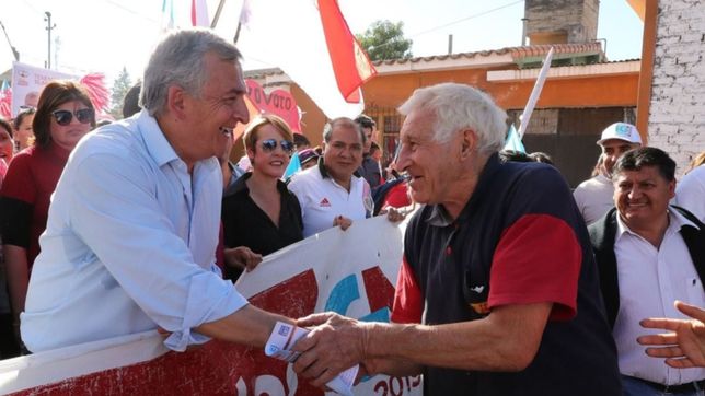 con el pj dividido, morales va por la reeleccion y le da respiro a macri