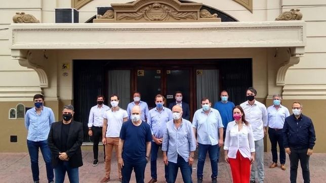 juntos, del redito de la crisis en todos al temor a una crisis de todos