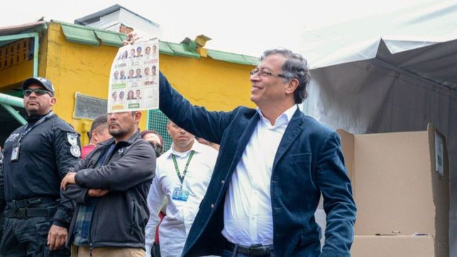colombia contiene el aliento: ¿triunfo de petro o ballotage el 19 de junio?