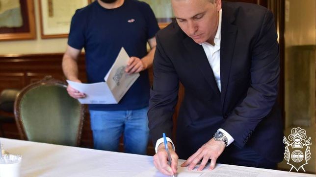 javier milei y un escribano para la rosca en las provincias