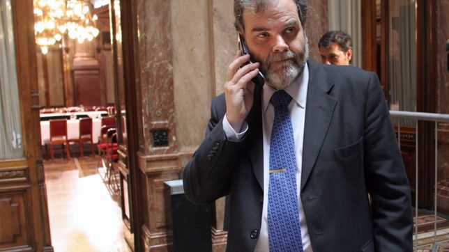 defensor de la tercera edad ira a la justicia por el aumento a las jubilaciones