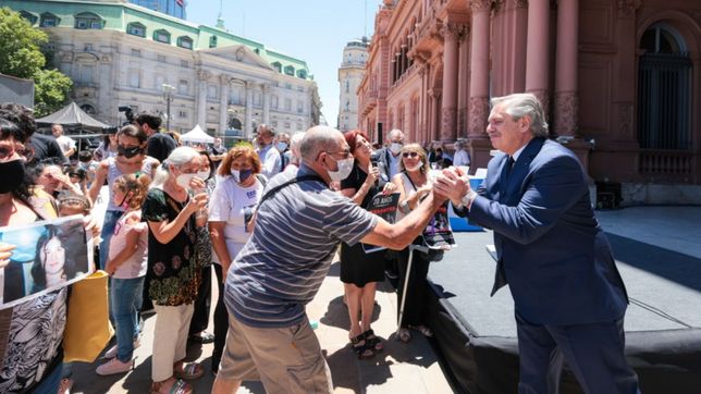2001: fernandez llamo a desterrar para siempre la violencia institucional