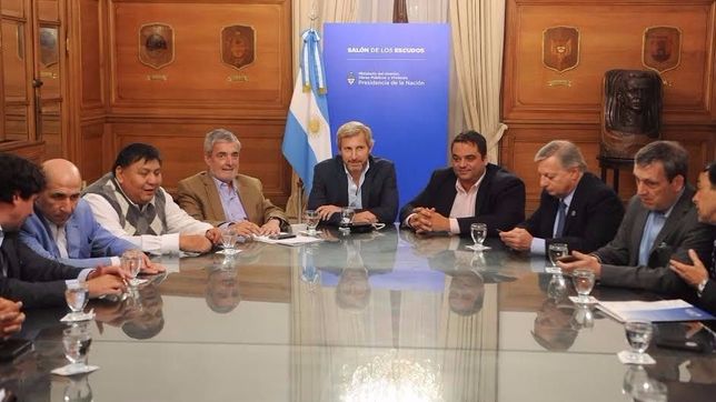 despues de las criticas, das neves se llevo promesas millonarias