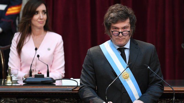 Javier Milei, en el Congreso, junto a Victoria Villarruel. 