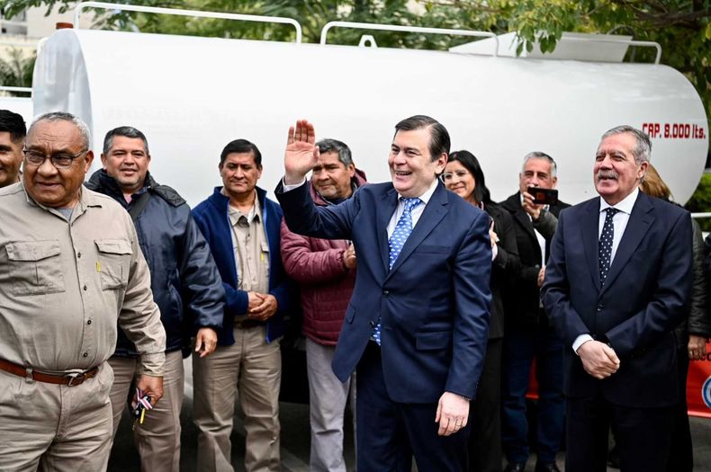 Santiago del Estero: Gerardo Zamora evalúa un atajo para 2027 y crece la figura de Elías Suárez para sucederlo
